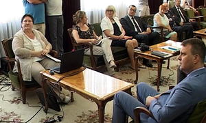27.07.2016. - Sastanak predsednika i članova Pokrajinske vlade sa ambasadorkom Slovačke