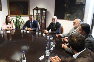 17.09.2018. - Predsednik Mirović održao radni sastanak sa rukovodstvom Srpskog narodnog pozorišta