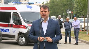 15.05.2020. - Predsednik Mirović na dodeli sanitetskih vozila zdravstvenim ustanovama u Vojvodini