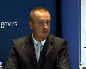 09.09.2011. - Dr Bojan Pajtić povodom potpisivanja ugovora između kompanije MUEHLBAUER TECHNOLOGIES i opštine Stara Pazova
