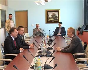 05.04.2012. - Dr Bojan Pajtić posetio Agenciju za restituciju u Novom Sadu