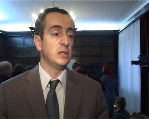 21.12.2012. - Radomir Kukobat o finansijskoj pomoći odličnih učenika