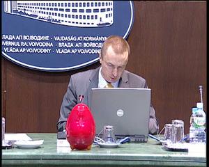 26.12.2012. - Nemi kadrovi sa sednice Vlade APV