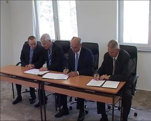 19.04.2013. - Potpisivanje ugovora o subvencijama Pokrajinske vlade za otvaranje novih radnih mesta