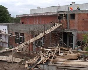 24.05.2013. - Dr Bojan Pajtić obišao radove na izgradnji predškolske ustanove u Sremskim Karlovcima