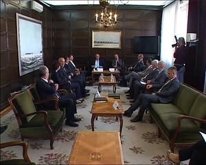 06.09.2013. - Sastanaк predstavnika Vlade APV sa delegacijom Tuzlanskog kantona