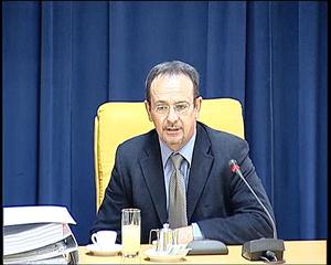 21.10.2013. - Izlaganje Prof. dr Ferenca Vicka na konferenciji o finansiranju i izgradnji Kamenice 2