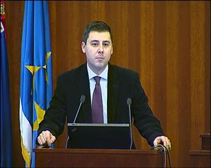 29.11.2013. - Izlaganje mr Andora Delija na Konferenciji o bilingvalnom obrazovanju