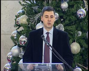 13.12.2013. - Izlaganje mr Andora Delija na bazaru rukotvorina učenika iz škola za učenike sa smetnjama u razvoju