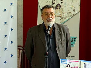 12.06.2014. - Izlaganje Slaviše Grujića na promociji nedeljnika 