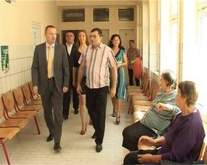 16.07.2014. - Predsednik Pajtić predao na upotrebu mamograf Domu zdravlja u Vladičinom Hanu