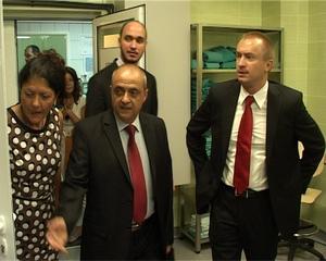 10.09.2014. - Predsednik Pokrajinske vlade dr Bojan Pajtić posetio Dečju bolnicu