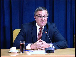 17.09.2014. - Mihalj Njilaš na konferenciji za novinare o radu Pokrajinske vlade