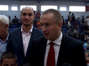 18.09.2014. - Predsednik Pajtić povodom otvaranja nove fiskulturne sale u Bačkom Dobrom Polju