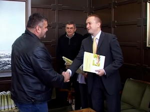 27.10.2014. - Dodeljeni ugovori o pomoći izbegličkim i raseljeničkim porodicama