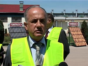 18.05.2015. - Dr Slobodan Puzović povodom uručenja integrisane dozvole za rad kompaniji 