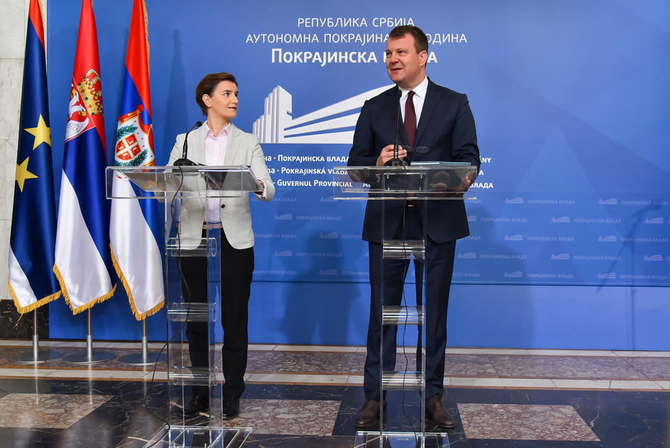 APV_1247