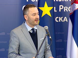 13.12.2018. - Predrag Vuletić o unapređenju uslova stanovanja porodicama sa troje ili četvoro dece