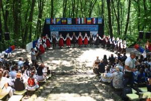 21.05.2023. - Predsednik Mirović otvorio Dečiji Festivala "Gračanici na dar"