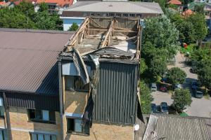 21.07.2023. - Predsednik Mirović obišao objekte pogođene nevremenom u Sremskoj Mitrovici