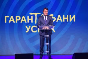 APV_3698