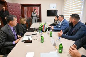 APV_8093