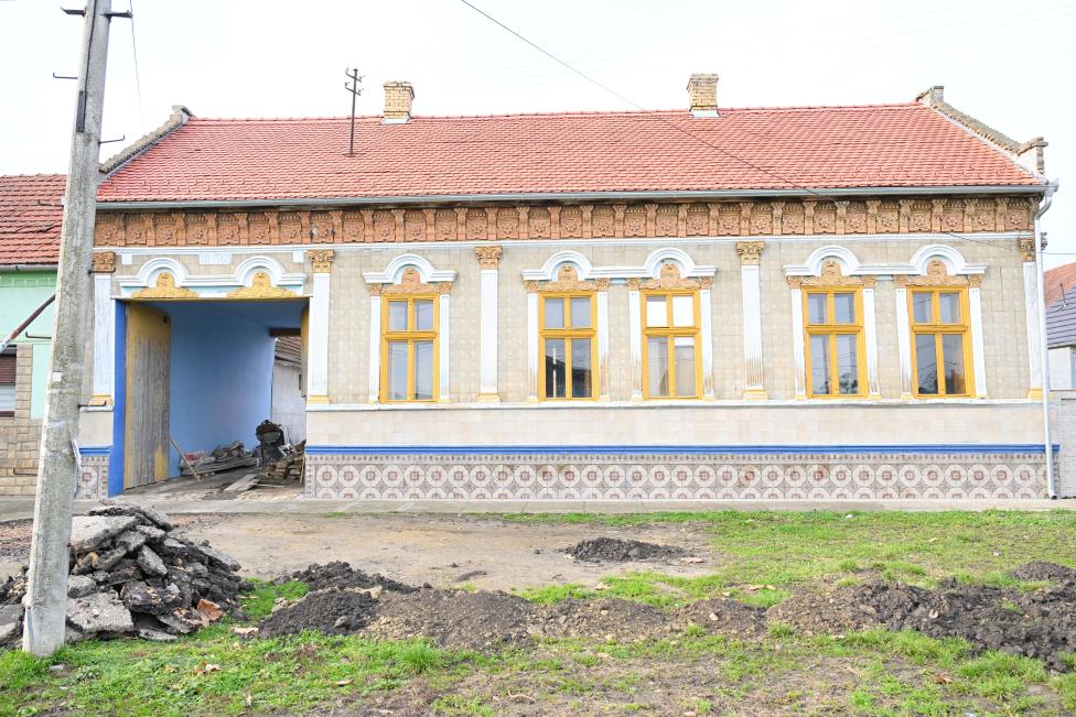 APV_0400