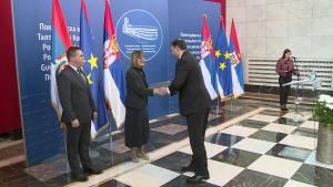 25.03.2025. - Uručenje ugovora za dodelu sredstava nacionalnim savetima nacionalnih manjina