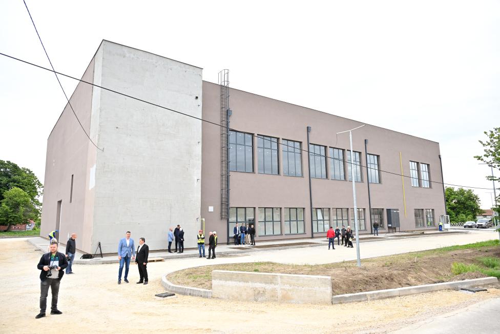 APV_4417 (1)