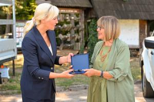 25.08.2025. - Predsednica Gojković posetila Nacionalni park "Fruška Gora"