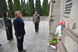 01.10.2025. - Predsednica Gojković položila venac na srpskom vojničkom groblju Zejtinlik u Solunu