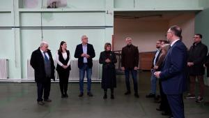 29.01.2026. - Maja Gojković sa saradnicima posetila Osnovnu školu "Veljko Vlahović" u Kruščiću