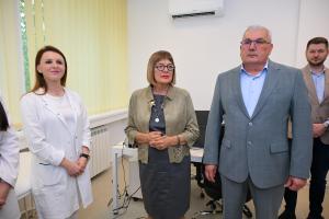 APV_2694