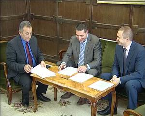 14.12.2010. - Nemi kadrovi sa potpisivanja ugovora o finansiranju kapitalnih projekata na teritoriji AP Vojvodine